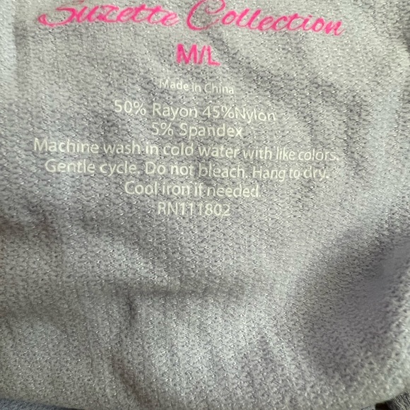 Crop Top - Picture 2 of 3